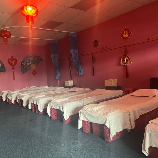 LH Foot Massage Burien